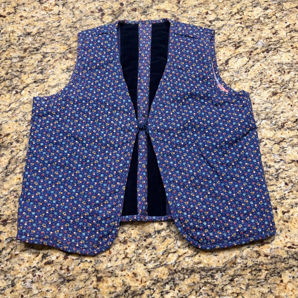 Vintage Quilted Floral Vest Blue Ditsy Print Velvet Trim Cottagecore Boho Vest M